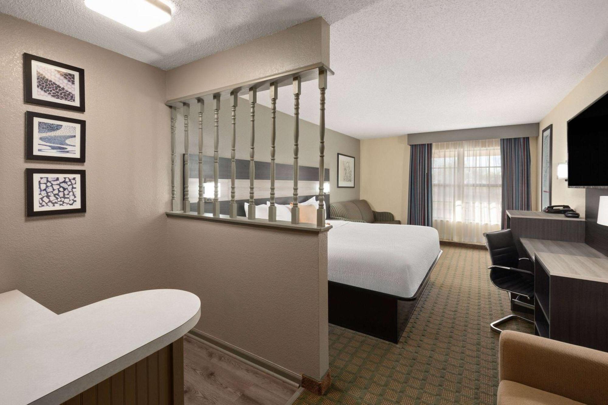Travelodge By Wyndham Perry National Fairgrounds Area I-75 Exterior photo
