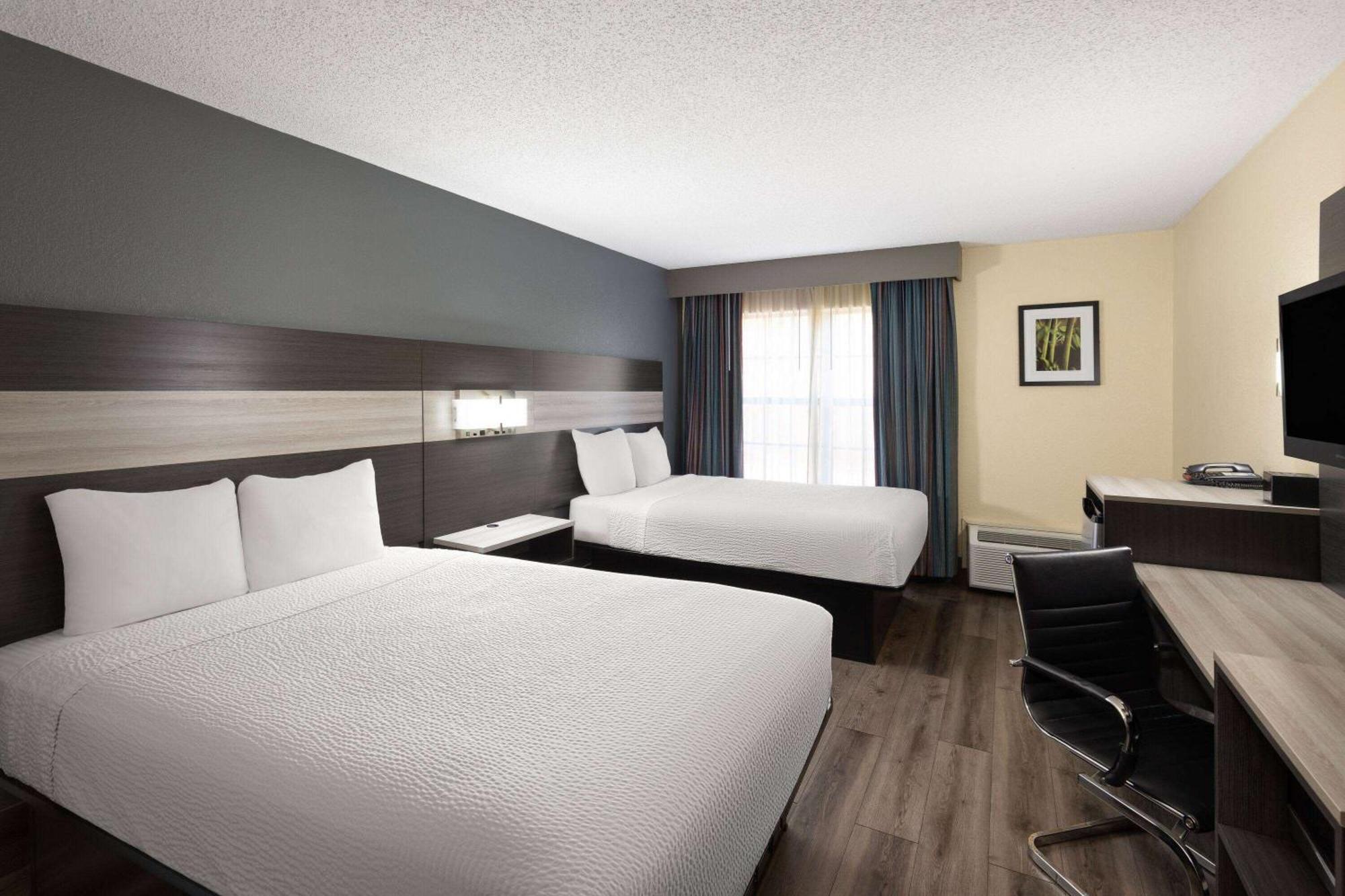 Travelodge By Wyndham Perry National Fairgrounds Area I-75 Exterior photo
